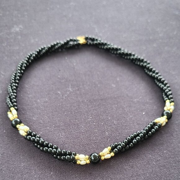 Jewelry - LIKE NEW Twisted Three Strands of Black Onyx and Pearl.